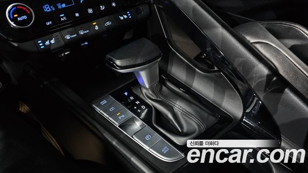 Hyundai Elantra 2024, фото 9