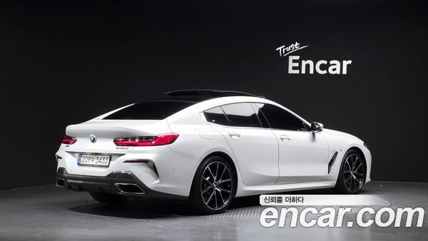 BMW 8 Series 2021