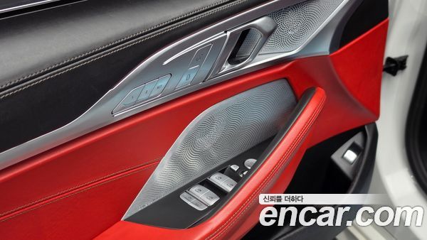 BMW 8 Series 2021, фото 27