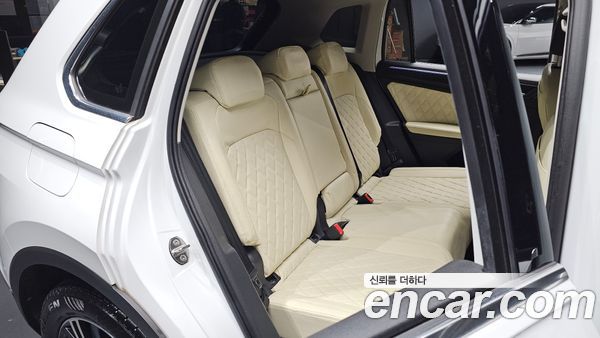 Volkswagen Tiguan 2022, фото 15