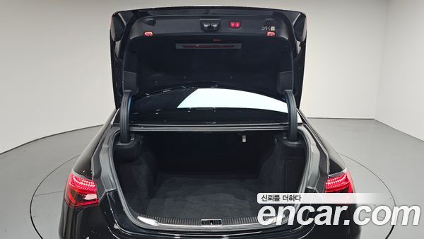Mercedes-Benz S-Class 2023, фото 34