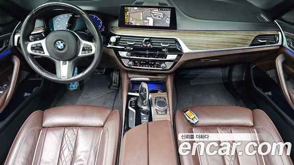 BMW 5 Series 2020, фото 7