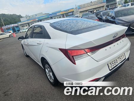 Hyundai Elantra 2021, фото 5