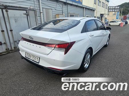 Hyundai Elantra 2021, фото 6