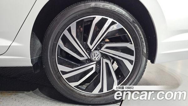 Volkswagen Jetta 2021, фото 7