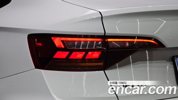 Volkswagen Jetta 2021, фото 9
