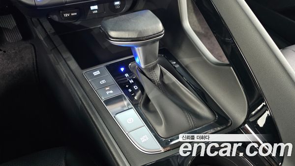 Hyundai Elantra 2025, фото 11