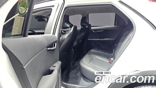 Kia Niro 2023, фото 16