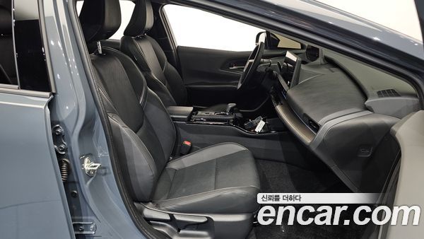 Toyota Prius 2024, фото 16