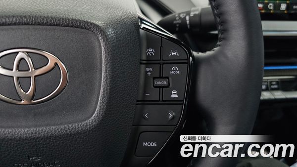 Toyota Prius 2024, фото 33