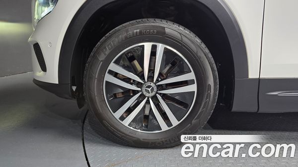Mercedes-Benz GLB 2021, фото 5