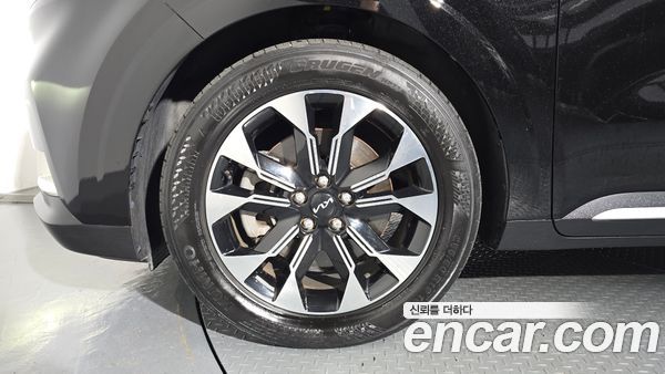Kia Carnival 2022, фото 4