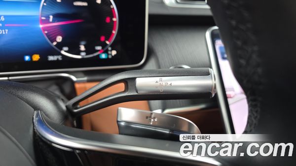 Mercedes-Benz S-Class 2021, фото 9