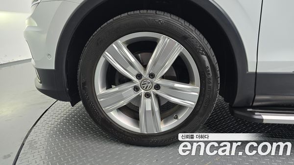 Volkswagen Tiguan 2020, фото 5