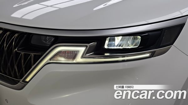 Kia Carnival 2023, фото 8