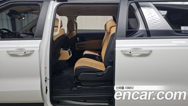 Kia Carnival 2023, фото 16