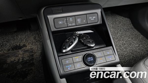Hyundai Kona 2023, фото 25