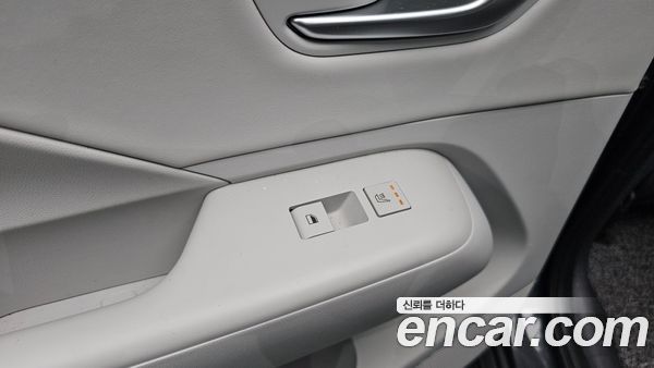 Hyundai Kona 2023, фото 31