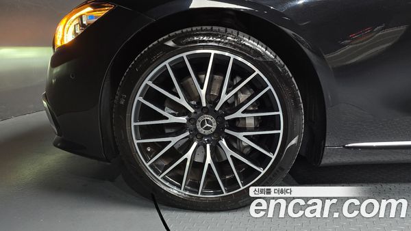 Mercedes-Benz S-Class 2022, фото 4