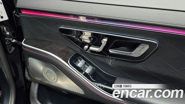Mercedes-Benz S-Class 2022, фото 28
