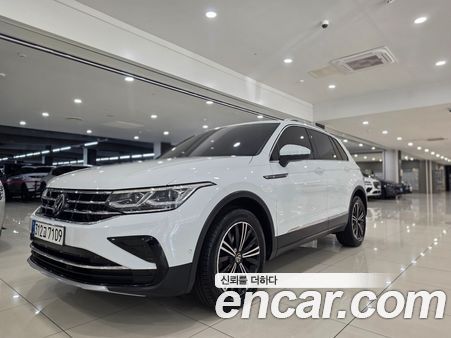 Volkswagen Tiguan 2022, фото 2
