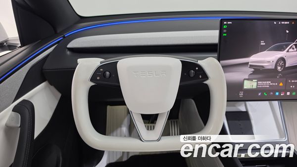 Tesla Model Y 2026, фото 19