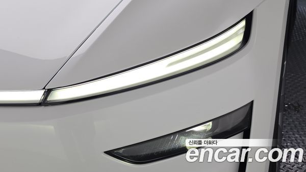 Tesla Model Y 2026, фото 7