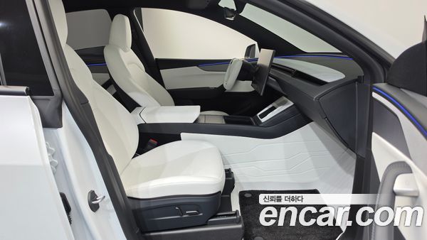 Tesla Model Y 2026, фото 15