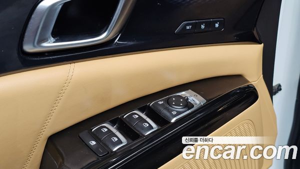 Kia Carnival 2022, фото 25