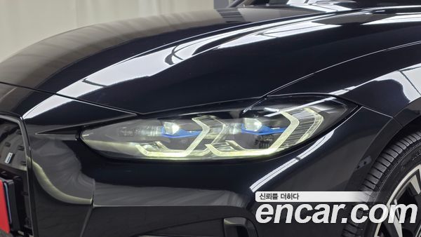 BMW i4 2023, фото 7
