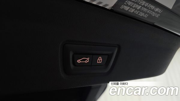BMW i4 2023, фото 30