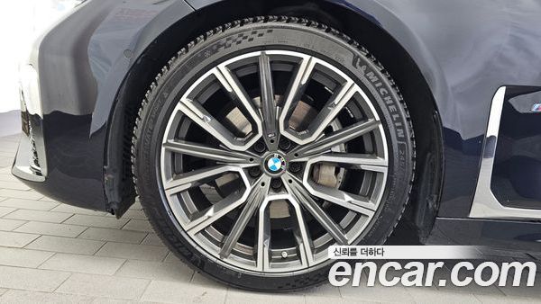 BMW 7 Series 2021, фото 5