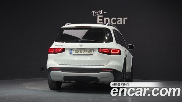 Mercedes-Benz GLB 2021, фото 4