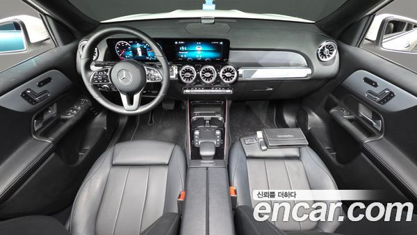 Mercedes-Benz GLB 2021, фото 10