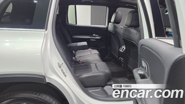 Mercedes-Benz GLB 2021, фото 17