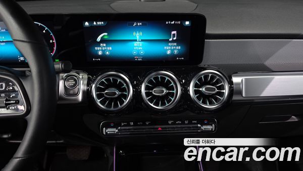 Mercedes-Benz GLB 2021, фото 20