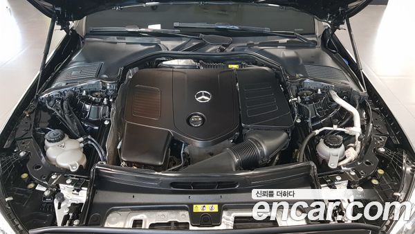 Mercedes-Benz C-Class 2023, фото 6