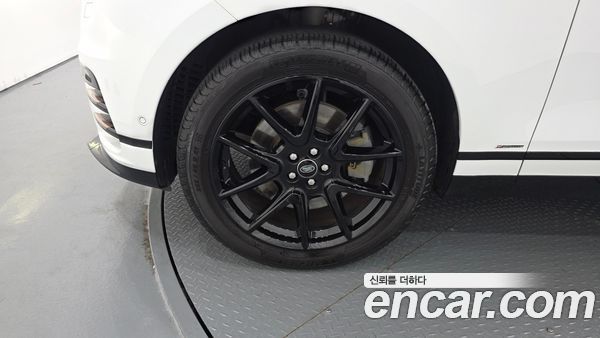 Land Rover Range Rover Velar 2021, фото 5