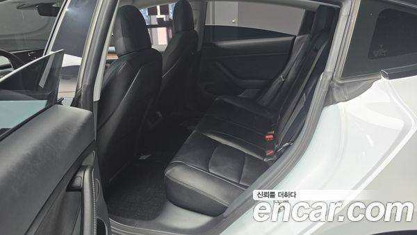 Tesla Model 3 2022, фото 16