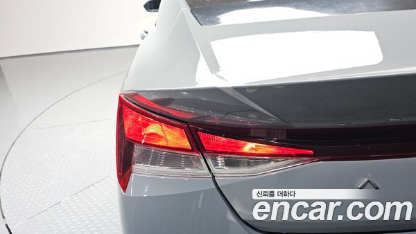 Hyundai Elantra 2021, фото 9