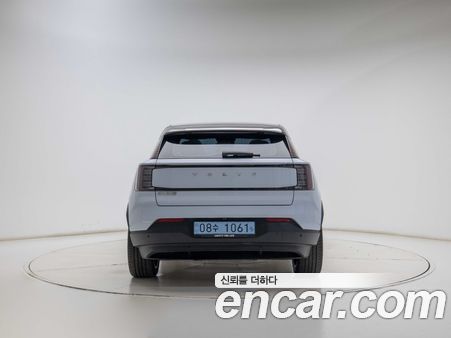 Volvo EX30 2026, фото 5