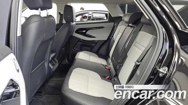 Land Rover Range Rover Evoque 2025, фото 16