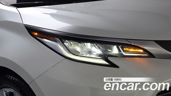 Toyota Sienna 2023, фото 7
