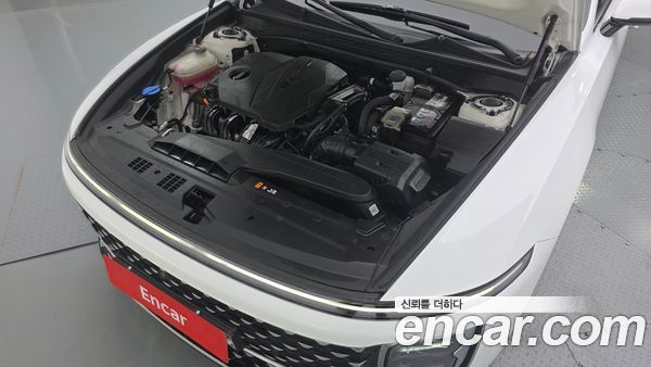 Hyundai Grandeur 2023, фото 6