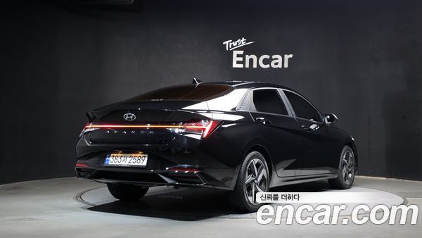 Hyundai Elantra 2021, фото 2