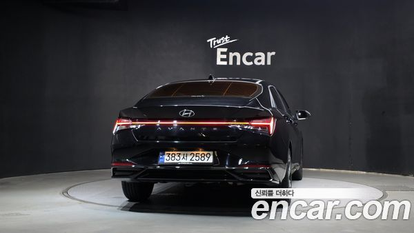 Hyundai Elantra 2021, фото 4
