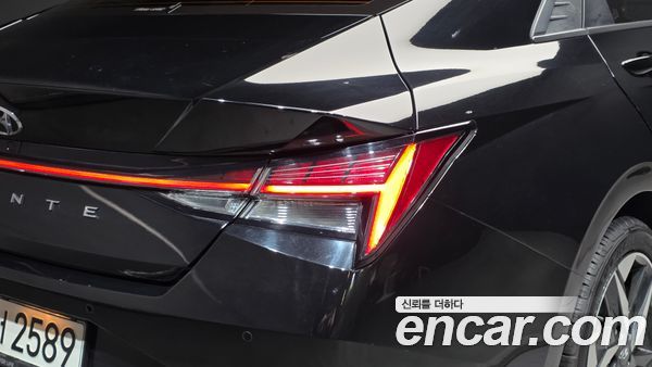 Hyundai Elantra 2021, фото 9