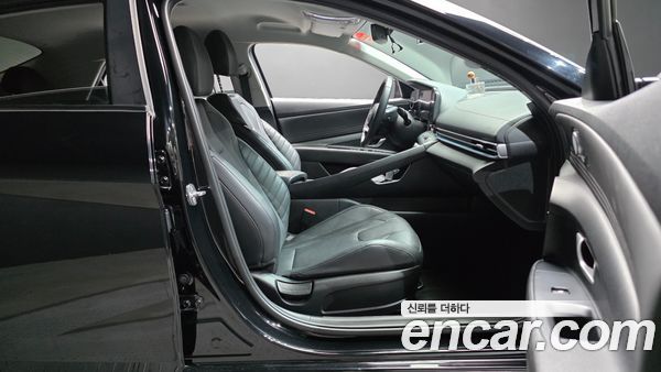 Hyundai Elantra 2021, фото 16