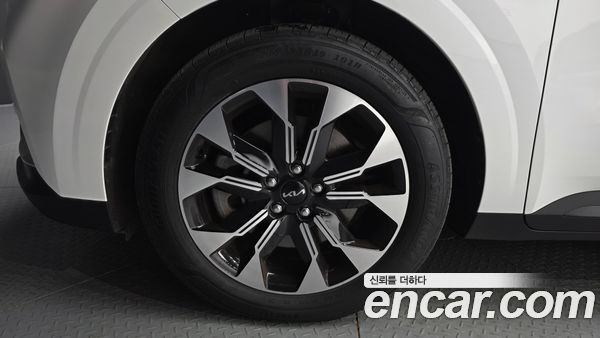 Kia Carnival 2023, фото 5