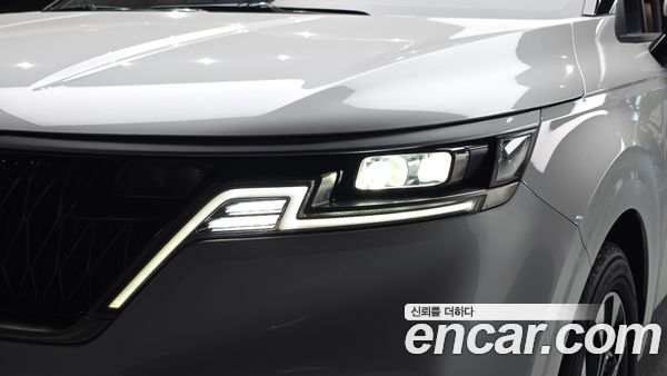 Kia Carnival 2023, фото 8